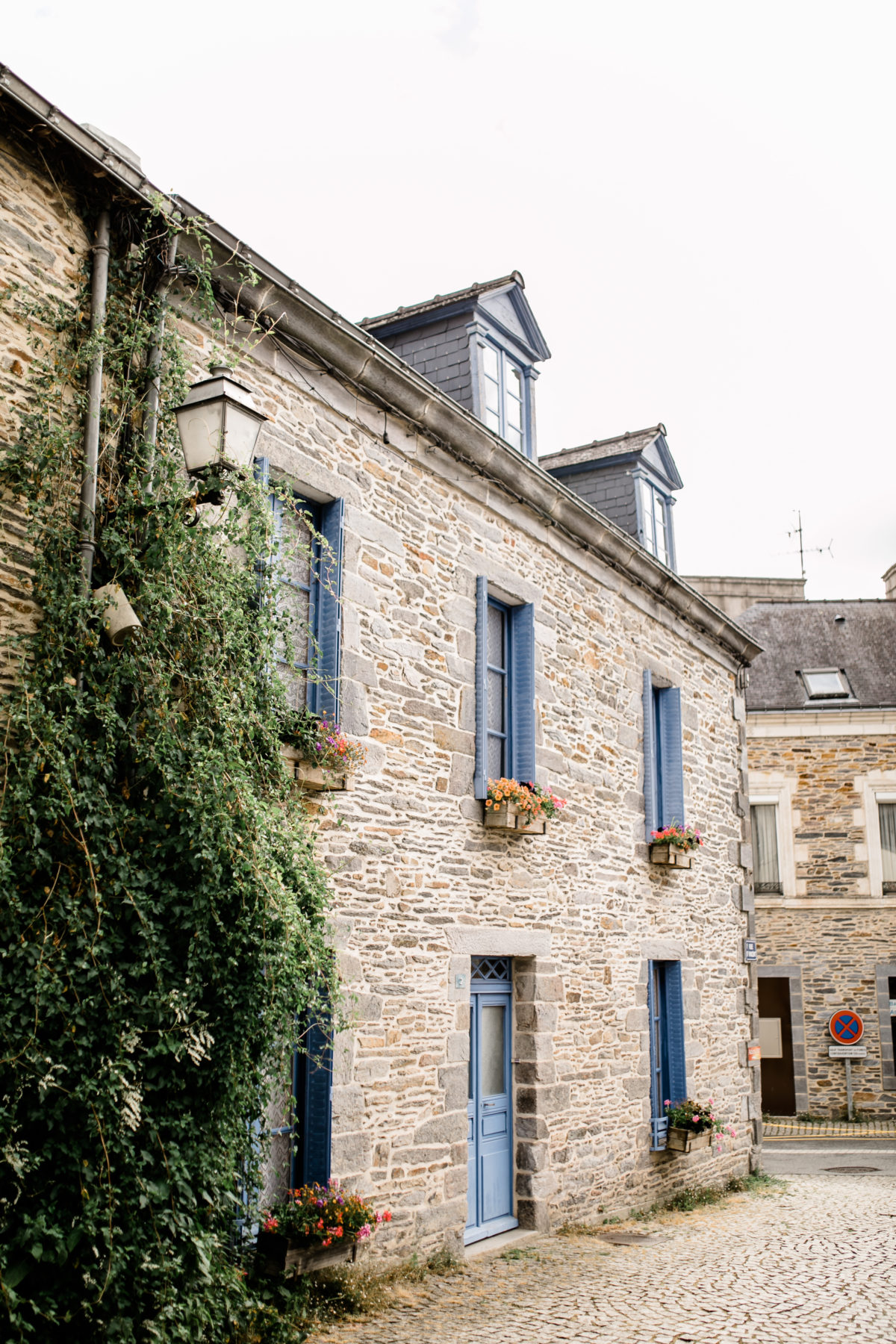 Der Ort, an dem alles begann: ein Dachboden in der Bretagne