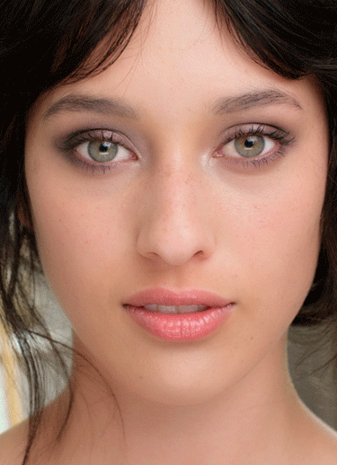 Révolution : le Gant Démaquillant