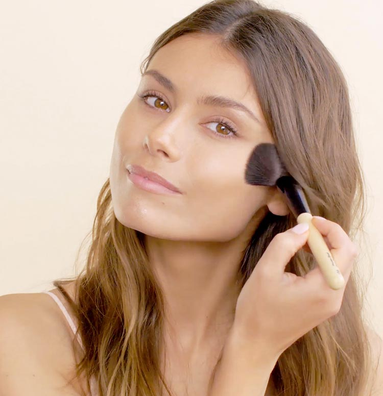 Tutoriel maquillage : look glow