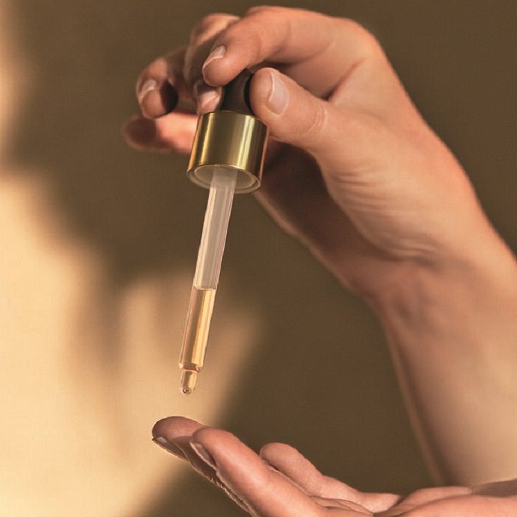 La routine peau mature : prendre soin de votre peau