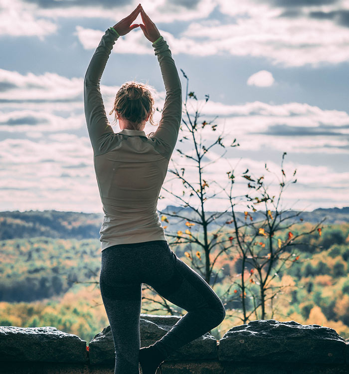 1808_yoga_image3_700x750
